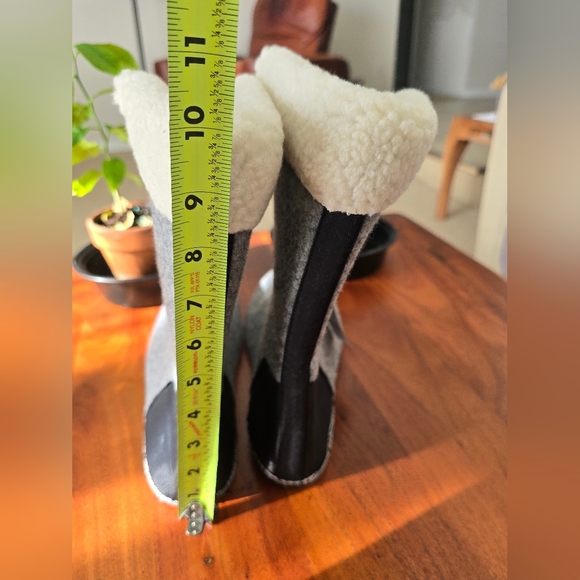 L.L. Bean Gray and Black Men's Size 9 Boot Liners - Picture 5 of 9